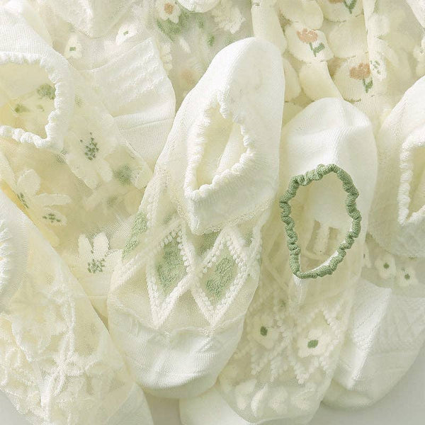 Rufia - White Floral Ankle Summer Socks: 2 / AVERAGE