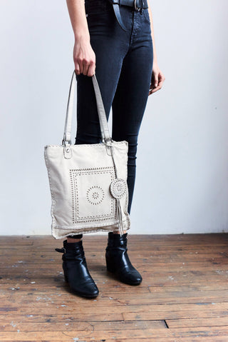 Soleil Handcrafted Leather Tote Bags: Black