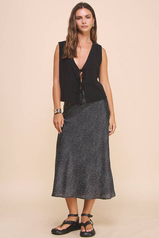 ISK1170L Slip Skirt Black: Black / Large