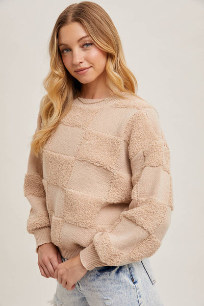 CHECKERED SHERPA ROUND NECK KNIT SWEATER: Beige / M/L