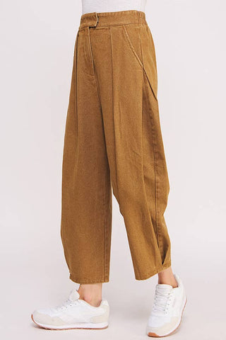 HIGH WAIST PLEATED BAGGY ANKLE LENGTH TROUSERS: MOCHA / S