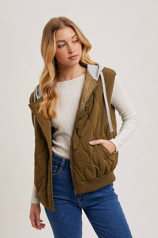 ZIPPER FRONT QUILTED PUFFER VEST CONTRAST HOODIE: ARMY GREEN / M/L