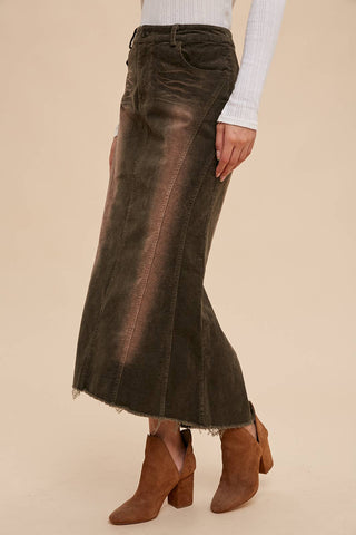 GARMENT WASHED CORDUROY MIDI SKIRT: DARK OLIVE / S