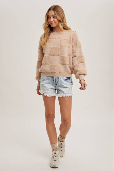 CHECKERED SHERPA ROUND NECK KNIT SWEATER: Beige / M/L