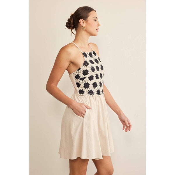 DELICATE CROCHET COTTON DRESS WITH SMOKCED BACK: S / NATURAL