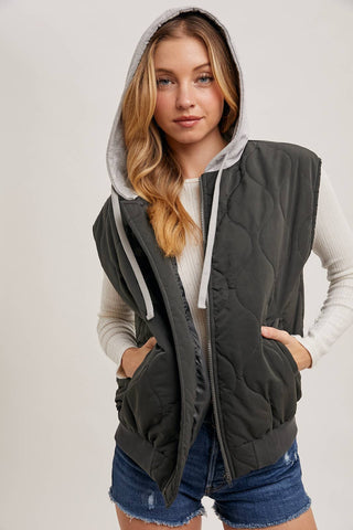 ZIPPER FRONT QUILTED PUFFER VEST CONTRAST HOODIE: ARMY GREEN / S/M