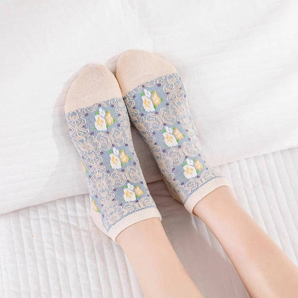 Rufia - Vintage Embossed  Floral Ankle Socks: Floral / Average