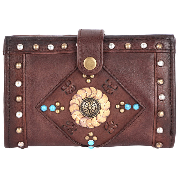 Woodstock Handcrafted Leather Wallet: Beige