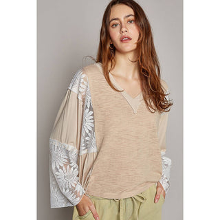 V-neck long flare sleeve lace detail solid top: BEIGE / S