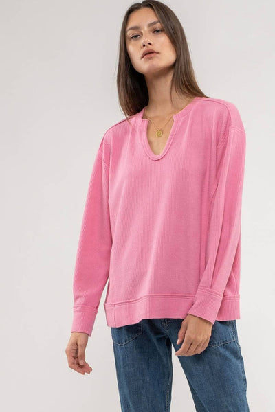 RAW EDGE SPLIT NECK AND HEM RIB KNIT TOP: CREAM