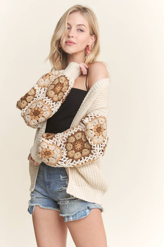 CESW3718 - CROCHET SLEEVE SWEATER CARDIGAN: BEIGE / L