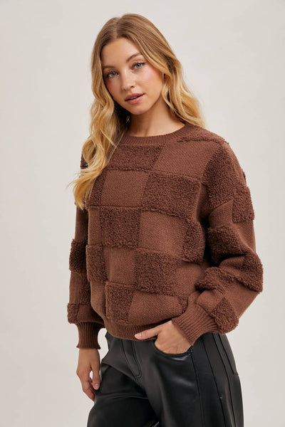 CHECKERED SHERPA ROUND NECK KNIT SWEATER: Beige / M/L