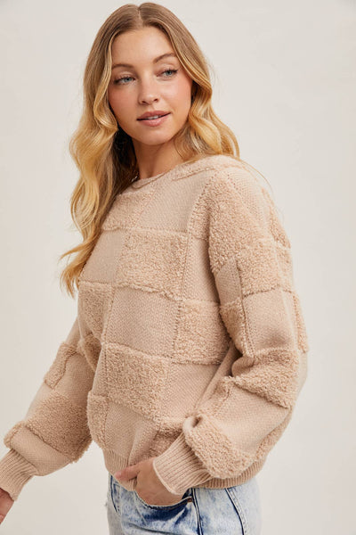 CHECKERED SHERPA ROUND NECK KNIT SWEATER: Beige / M/L