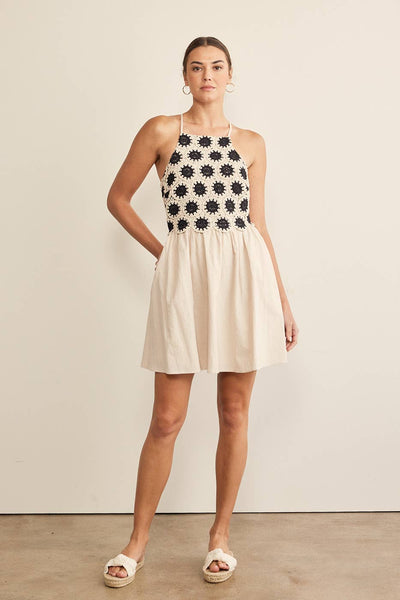 DELICATE CROCHET COTTON DRESS WITH SMOKCED BACK: S / NATURAL