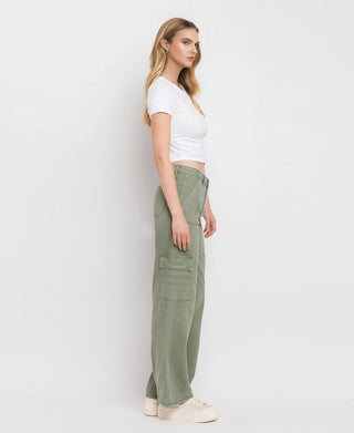 HIGH RISE UTILITY CARGO WIDE LEG JEANS  T5823AG: ARMY GREEN / 24