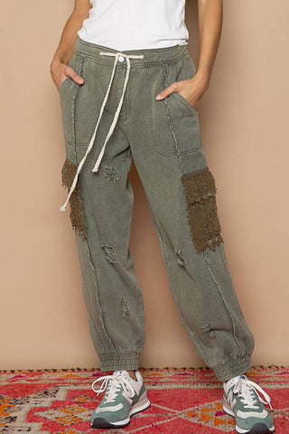 Tie waistband contrast crochet cargo pockets denim joggers: L / DENIM