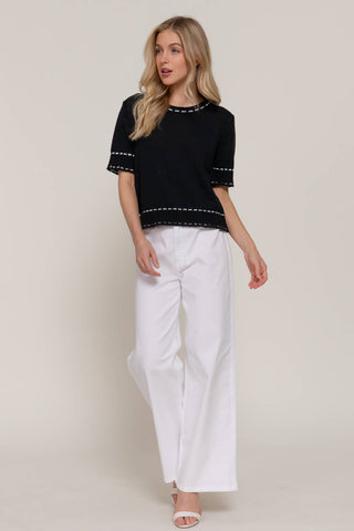 Short Sleeve Round Neck Sweater with Contrast Color Stitch